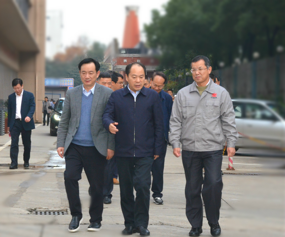 江西省工信廳黨組書記、廳長楊貴平調研參觀四特酒公司